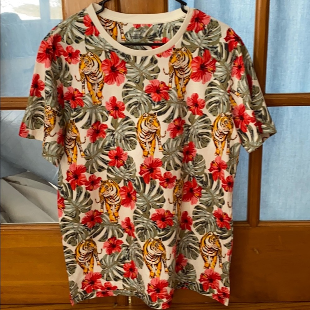 Tiger-Flower Design T-Shirt